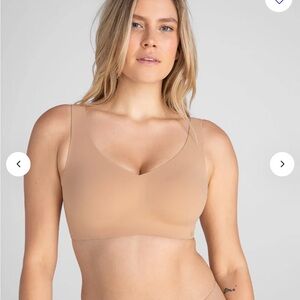 Honeylove soft form Bra in color “sand”